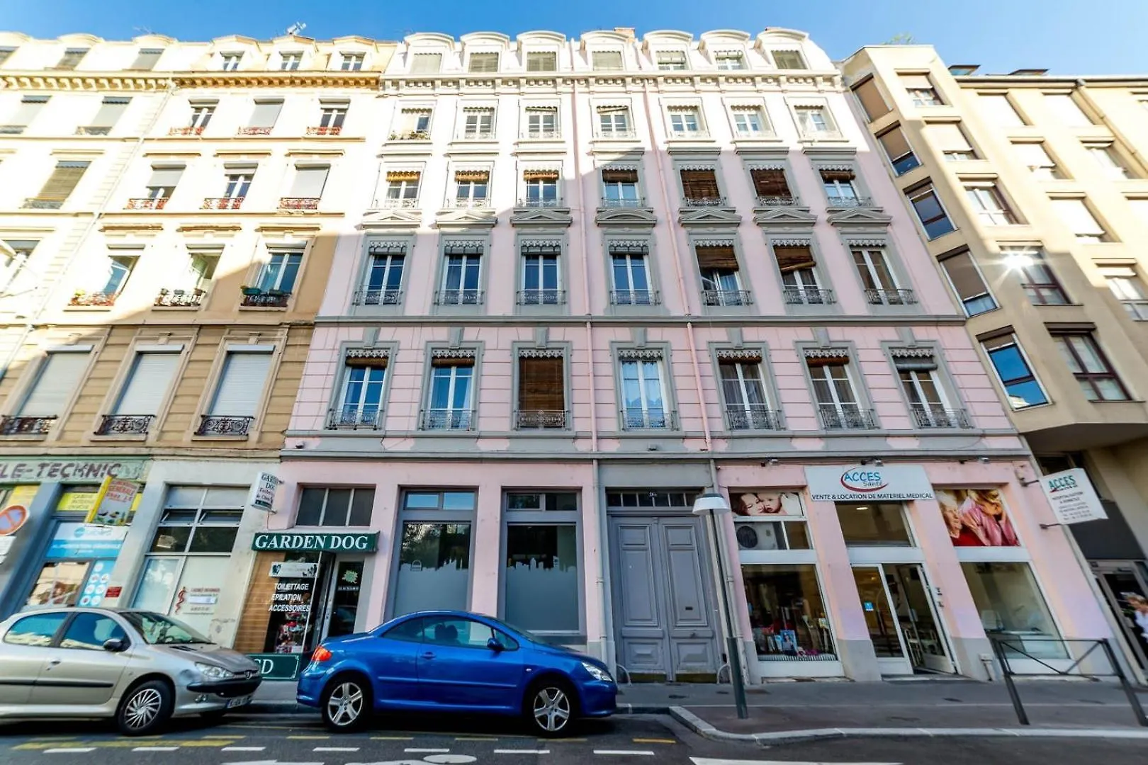 Quiet Studio Center Lyon Ail Apartment
